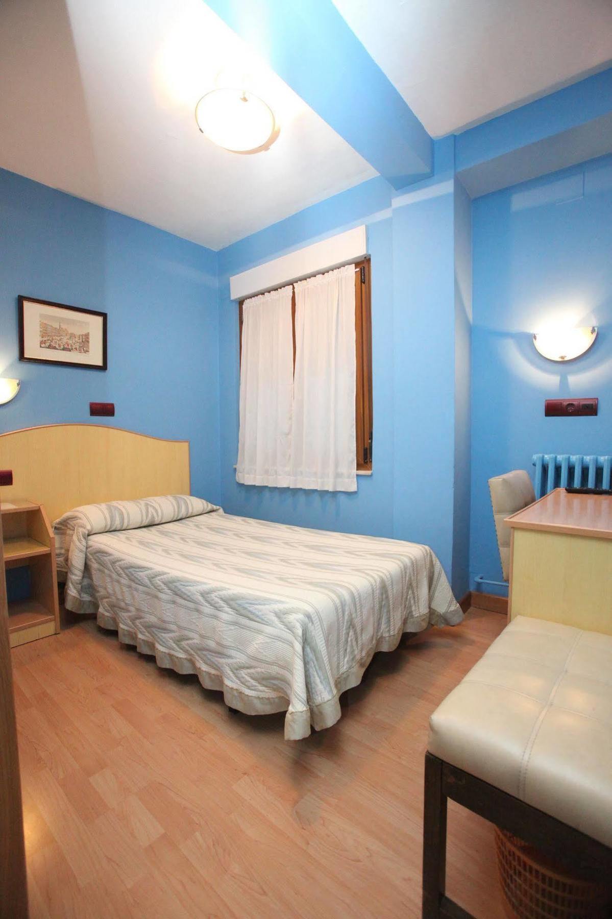 Hostal Don Suero Leon Exterior photo